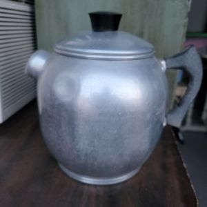 Vtg West Bend Aluminum Co. Quick Drip Coffee, Tea Pot & Matching Lid